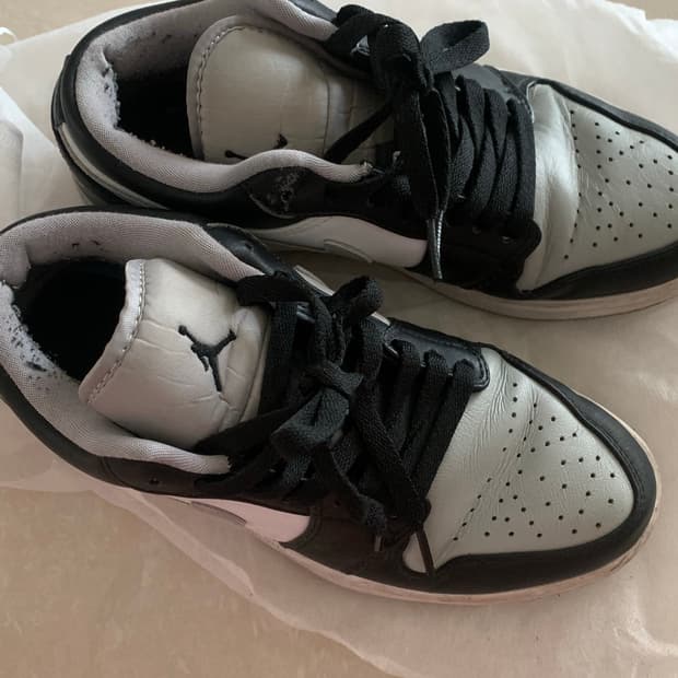 나이키 조던 1 로우 스모크그레이 245