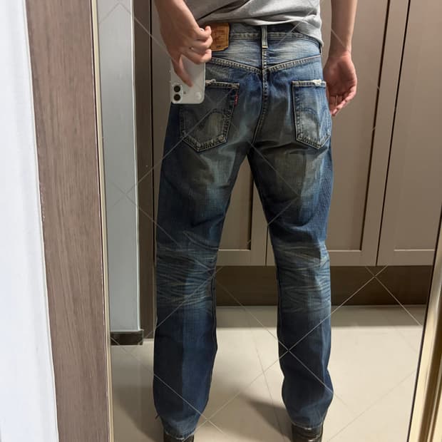 [Levi’s 501 W82 | L84]