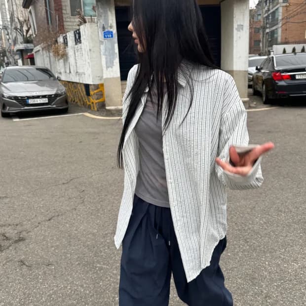 프롬뮤즈 스트라이프 셔츠