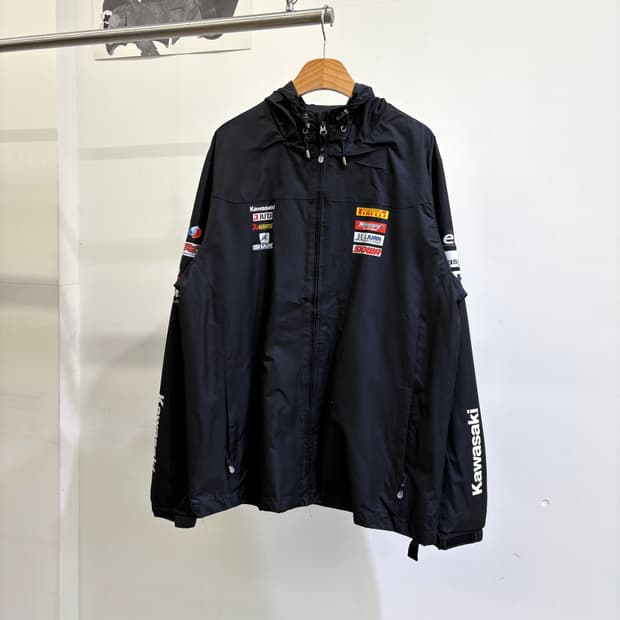 KAWASAKI 바람막이