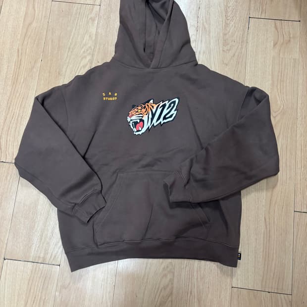 아이앱 스튜디오 호랑이 후드티 브라운 (기아타이거즈)