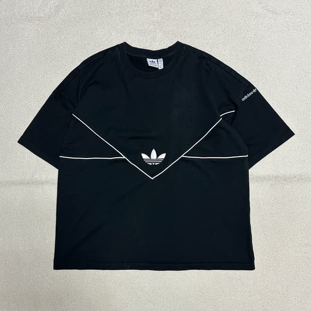 아디다스 반팔 티셔츠