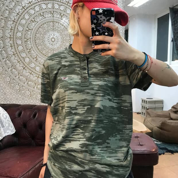 홀리스터 카모 헨리넥 반팔