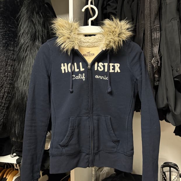 홀리스터 울프죠 레어템 S사이즈 네이비