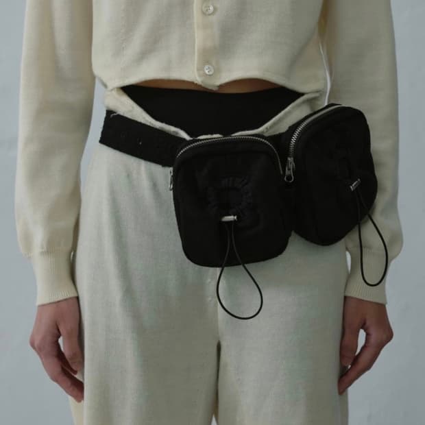 수집미학 벨트백 블랙