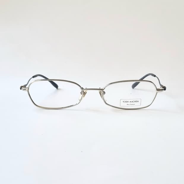 데드스탁 Yoshi Machida베타 티타늄 초경량 안경테 528