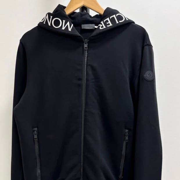 구해요) 몽클레어 마세리우 후드집업 M~L 사이즈 구해요