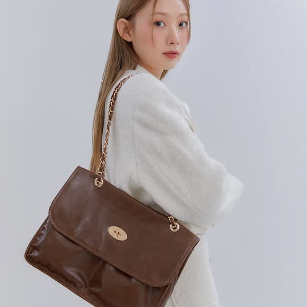 아노에틱 숄더백 브라운 