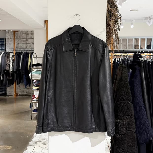 발렌시아가 블랙 램스킨 레더 블루종