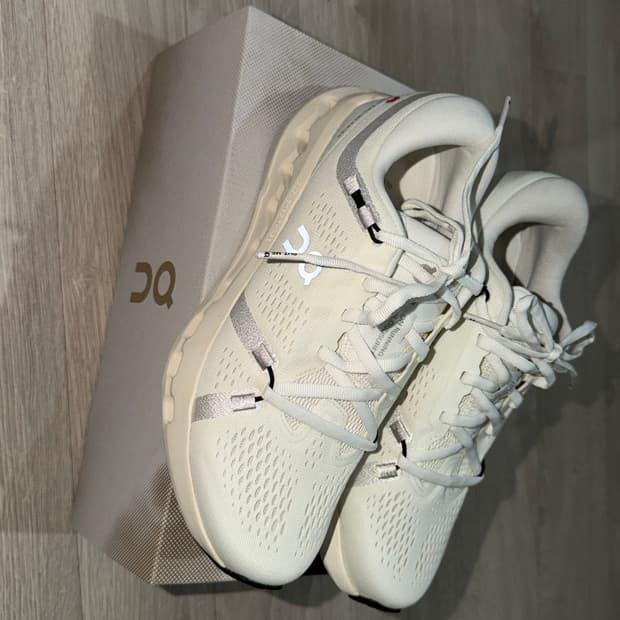 온러닝 클라우드 서퍼 2   245새상품풀박