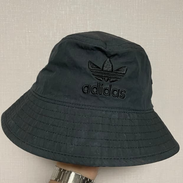 여성 아디다스 버킷햇(벙거지) 블랙 HL9321