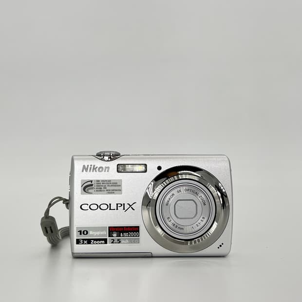 니콘 쿨픽스 Nikon Coolpix S220 실버