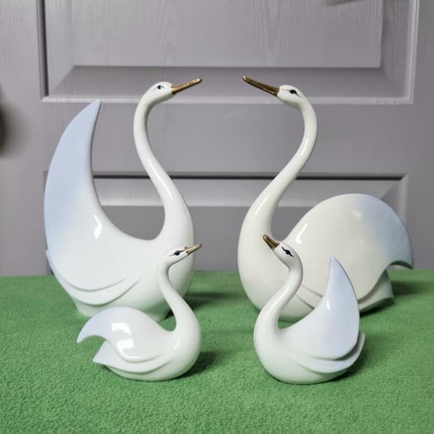 빈티지 도자기 백조 가족