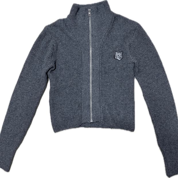 메종키츠네 24fw 집업 가디건 (이나연 착용)