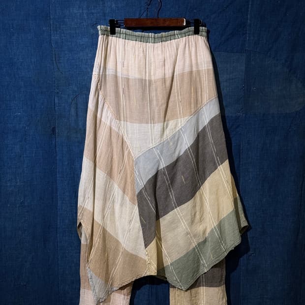 28-30 ) Lakshmi Layered Panel Pants