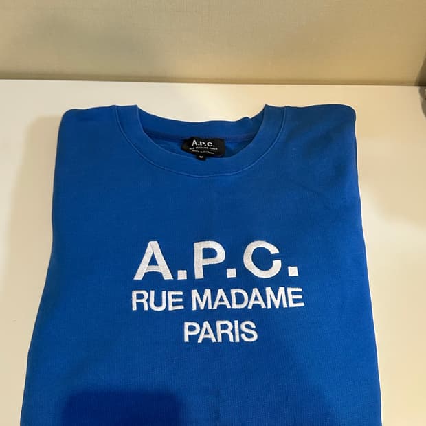 APC 맨투맨 여성 m사이즈 