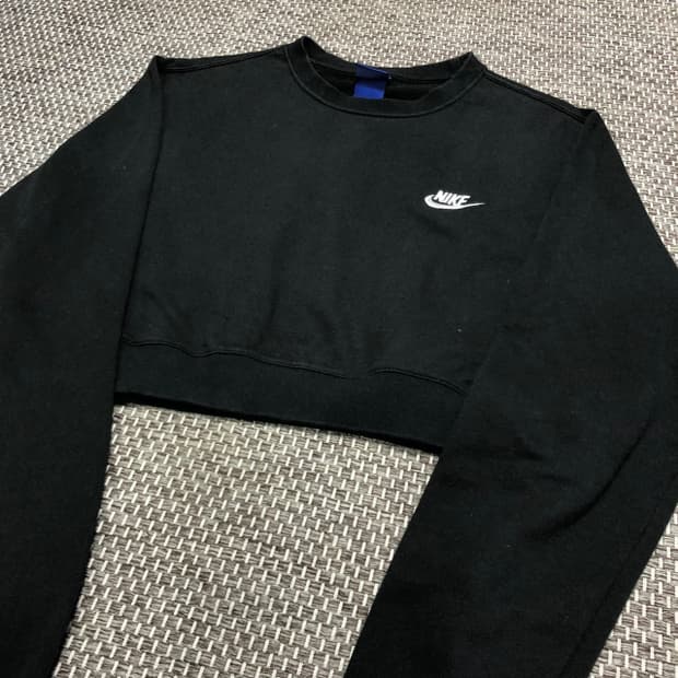 L 나이키 크롭 맨투맨