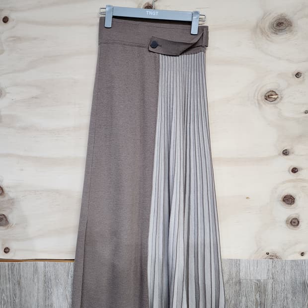 830) 모에 MOE 롱스커트