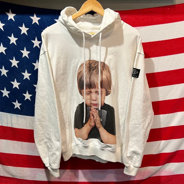 아크메드라비 후드티