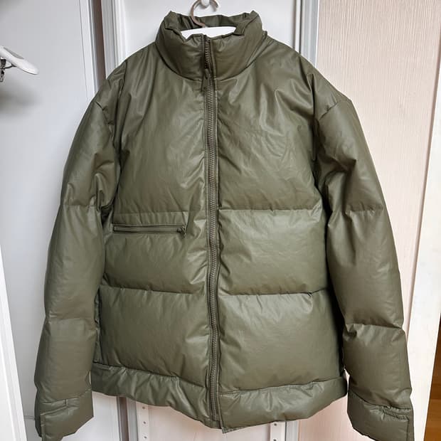이지 시즌 3 푸퍼 패딩 자켓