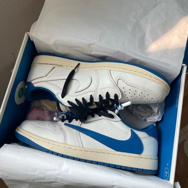 나이키 조던1 스캇 밀리터리 블루 2.0 43