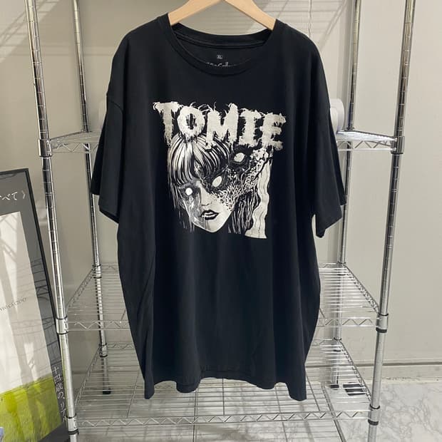 이토준지 토미에 오피셜 애니메이션 티셔츠