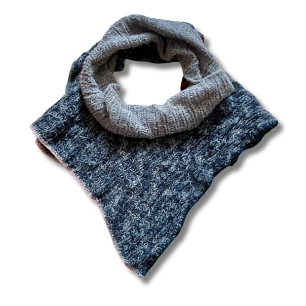 BLANK 🧶 Grey Knit Snood