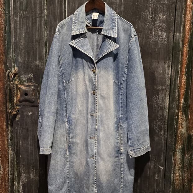 90s Button-Front Overpit Denim Coat