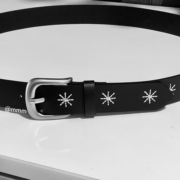 [Unisex] 플라워 자수 가죽 벨트