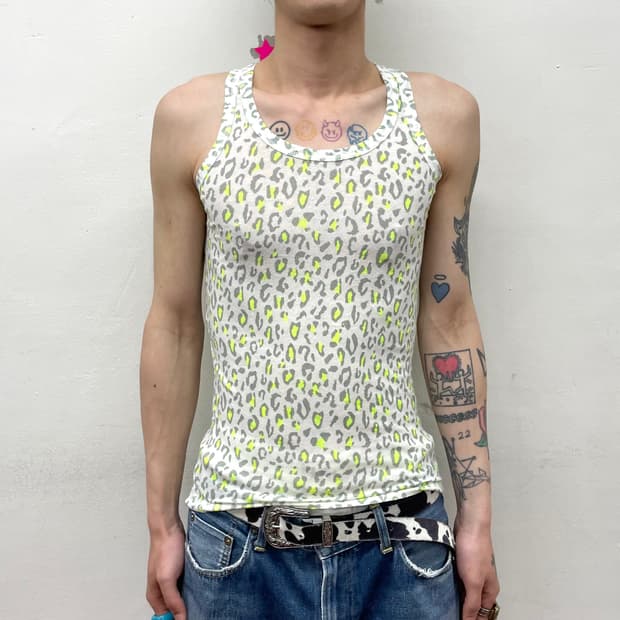 green leopard sleeveless shirt