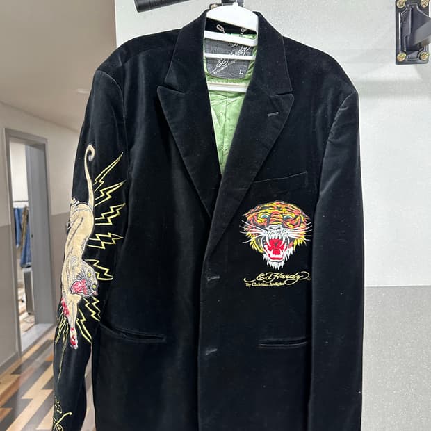 에드 하디 블레이져