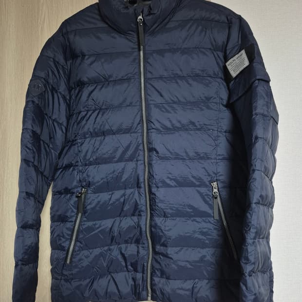 코오롱스포츠 정품 구스경량패딩 100사이즈 팝니다 