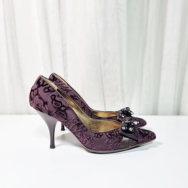 페라가모 펌프스 235