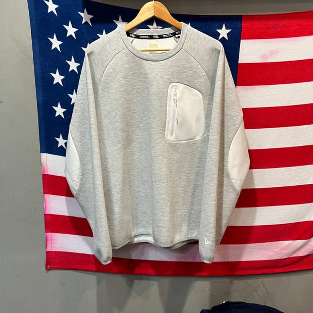 뉴에라 빅포켓 맨투맨