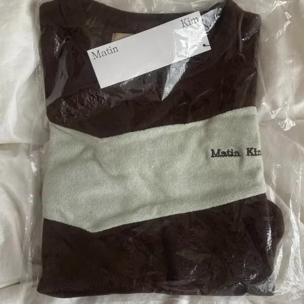 마뗑킴 반팔 새상품