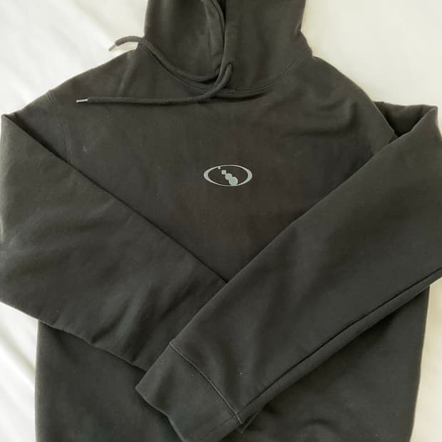 그램아운스파운드 후드티