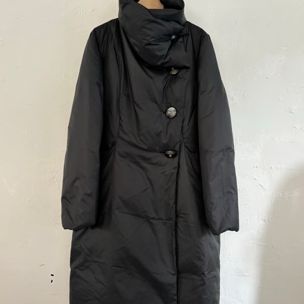 Vivienne Westwood 비비안웨스트우드 레드라벨 블랙 롱패딩