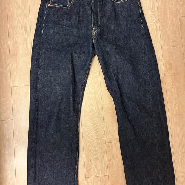 풀카운트 1101W 30사이즈 판매합니다.