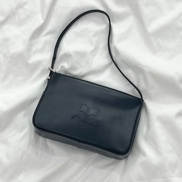 courreges / 꾸레쥬 블랙 스퀘어 숄더백 스몰