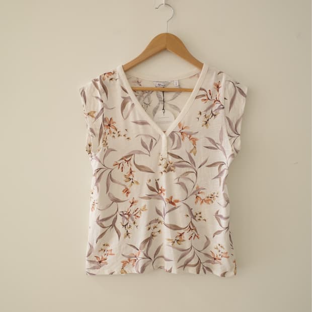 Flower T-shirt