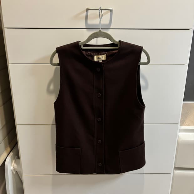 끌로에 모카 브라운 울 100% 조끼 베스트