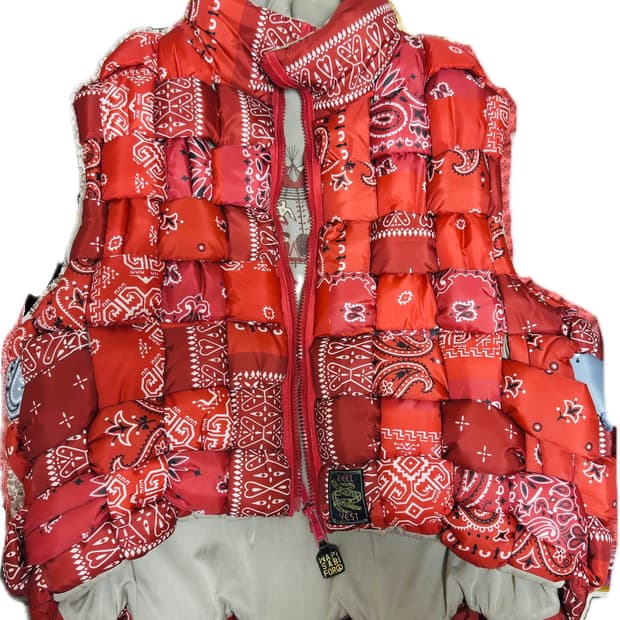 캐피탈 반다나 프린트 나일론 위빙 베스트