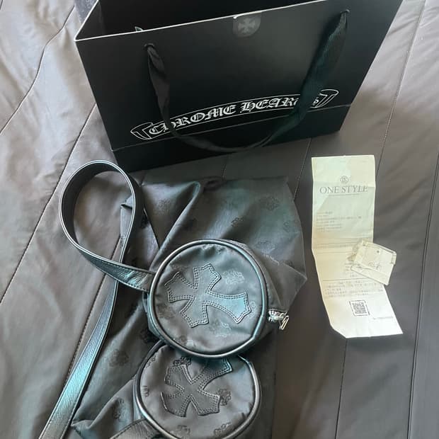 크롬하츠 크로스패치 세메터리 가방