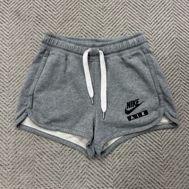 나이키 에어 스웻 숏팬츠 v3027