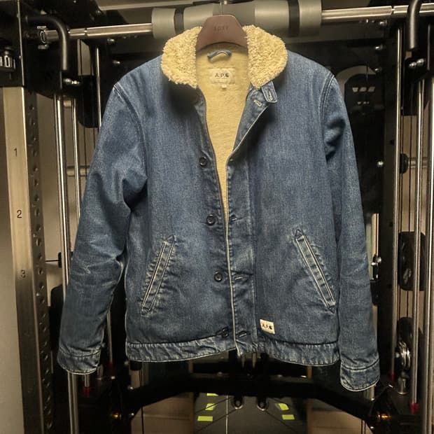 칼페쎄 브리스톨 M사이즈 팝니다