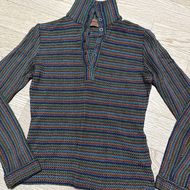 미쏘니 카라 니트