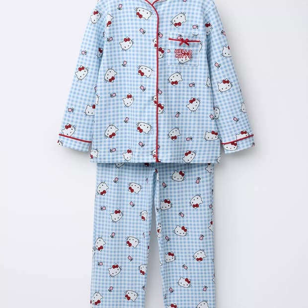 자라 키티 파자마 셋업