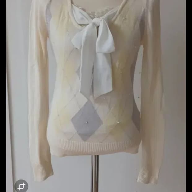 로걀 아가일 크림 리본니트