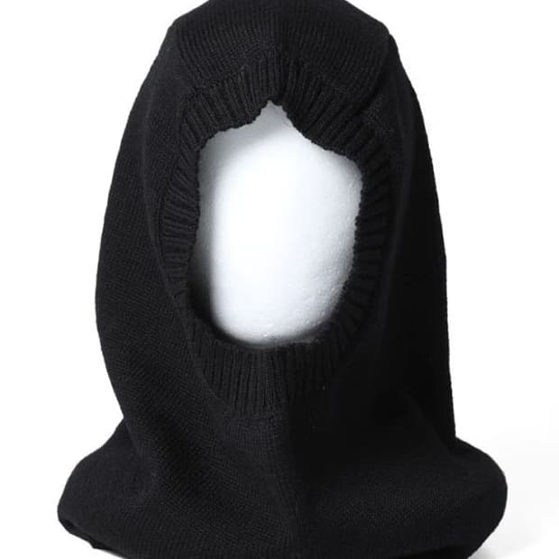 Soloist huge wool braclava black