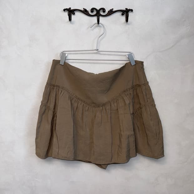 Mocha brown shirring balloon skirt